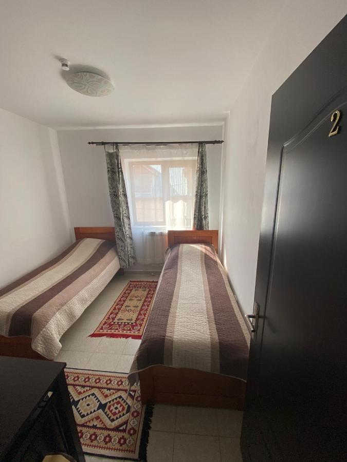 Hotel Casa Marguta à Iasi Extérieur photo